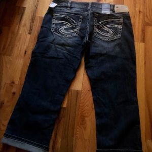 Silver Aiko Capri jeans new with tag..size!!